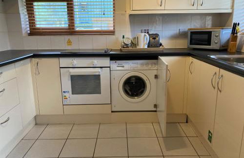 CV225AA 1 Bedroom-Near Rugby School-Ground Floor-WiFi-Self Check In - Foto 25