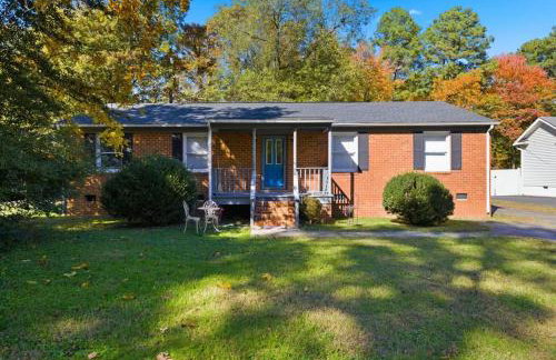 Next Stop! Comfort! 3 BR Near Amtrak Station! - Foto 19