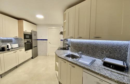 YOLO Spaces - Sotogrande Marina Duo Apartment - Foto 78