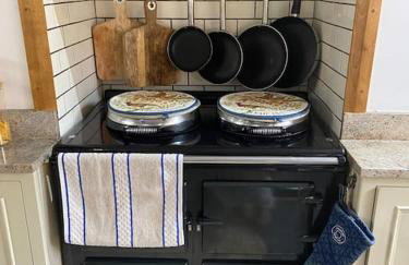 The Old Mint House F1 Silverstone Racetrack - Foto 24