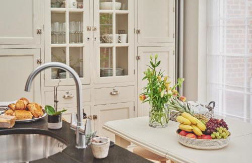 Coastal Manor Retreat - Foto 9