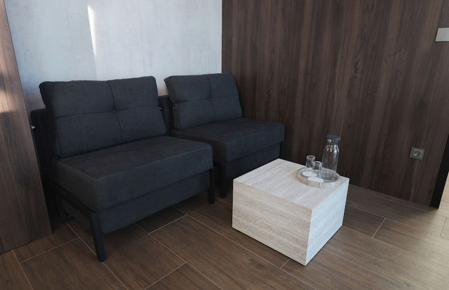 DISTRICT boutique - Photo 47