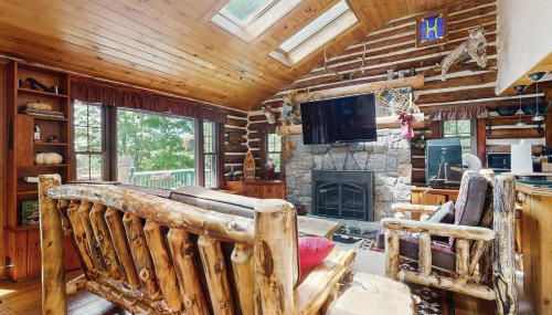 Mtn-View Family Cabin! 9 Mi to Lake George Village - Foto 4