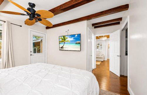 2 Homes • Hot Tubs x2 • Heated Pool • Fire Pit - Foto 79