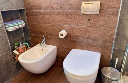 Top Wohnung in Stadtvilla mit Terrasse und Garten - Foto 19