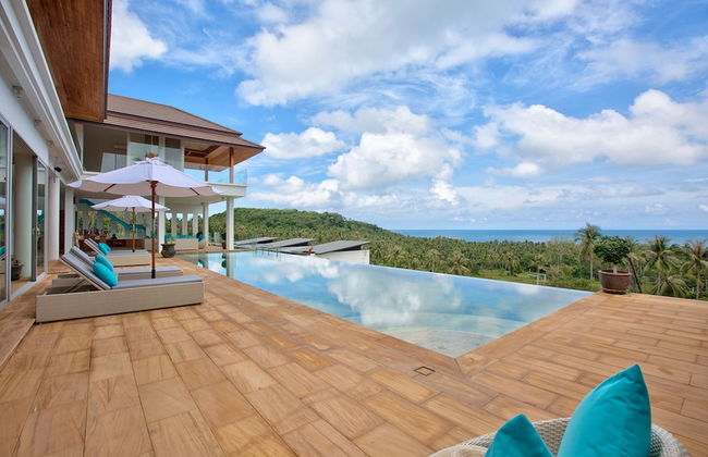 18 Bedroom Luxury Sea View Villas - Photo 1