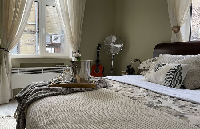 Exquisite 1Br/Ba Apt w/Free Parking in City Center - Foto 3