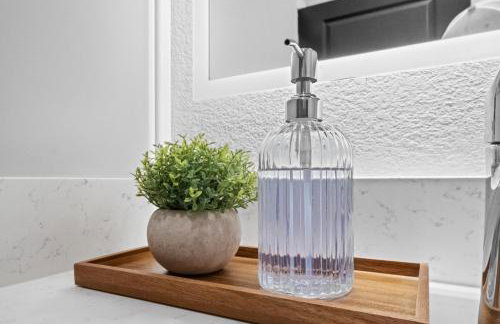 1BR Retreat Near Walmart Campus & AMP U of A - Foto 24