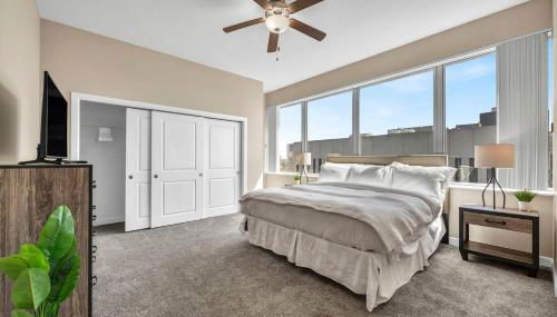 21st Floor Penthouse | Amazing Views of Downtown! - Foto 4