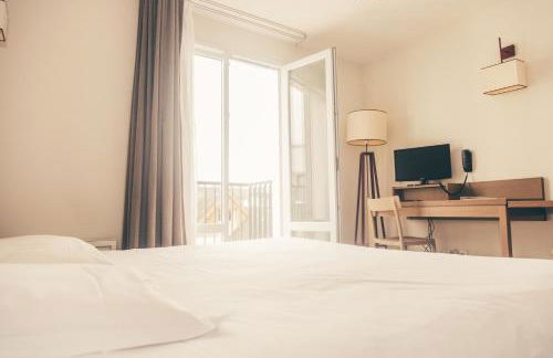 Terres de France - Appart'Hotel Quimper Bretagne - Foto 2