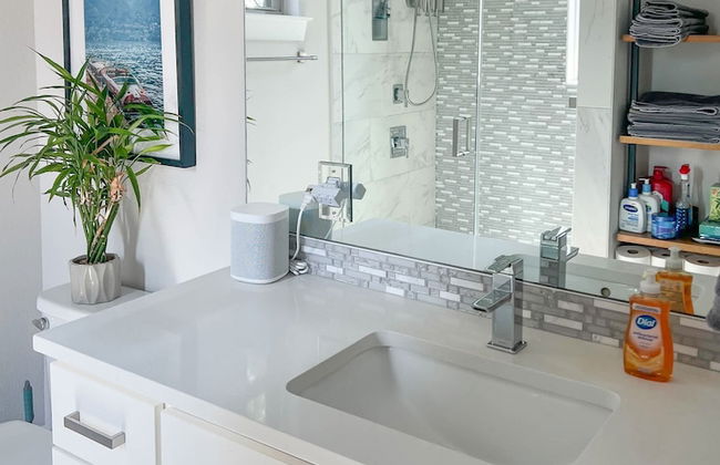 Upstay - Eastside Home w Patio BBQ - Mins to DT - Foto 11