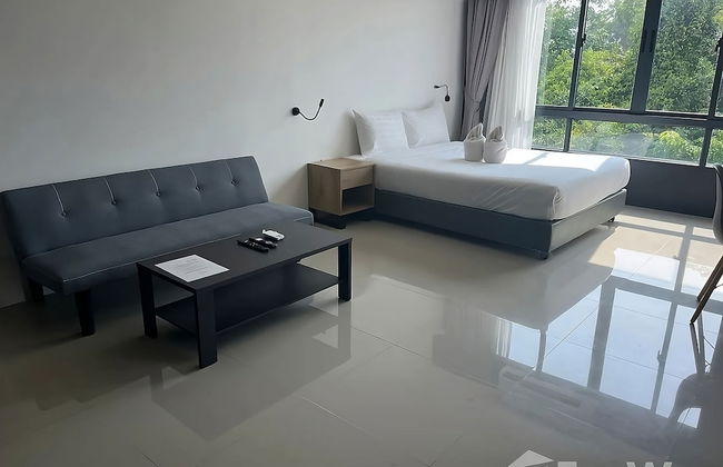 Utopia Central Tower - Photo 1