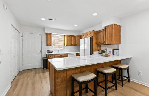 Aubie's Hangout - Walk to Downtown & Campus! - Foto 20