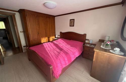 Family House - Photo 8