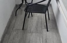 Ekskluzywny Apartament w Centrum z Klimatyzacją i Balkonem - Foto 2