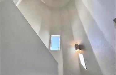 Architect's 'Castle' - Golf Villa with Views - Foto 21