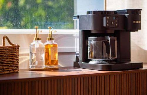 Spacious 4BR in Kamms Corners Cleveland - Game Room - Sleeps 9 - Foto 21