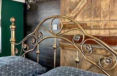 Gleis 1, Eisenbahn Waggon mit Whirlpool und Ofen - Foto 3