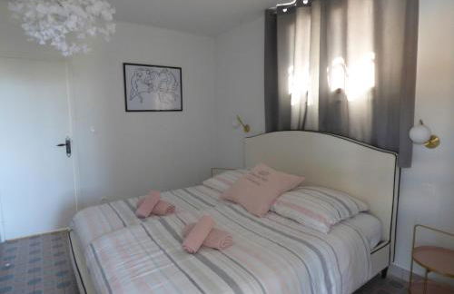 Pool House Matisse in large park with heated pool - Foto 16