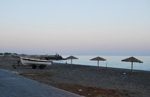 Hatzidakis Beach Retreat - Foto 6