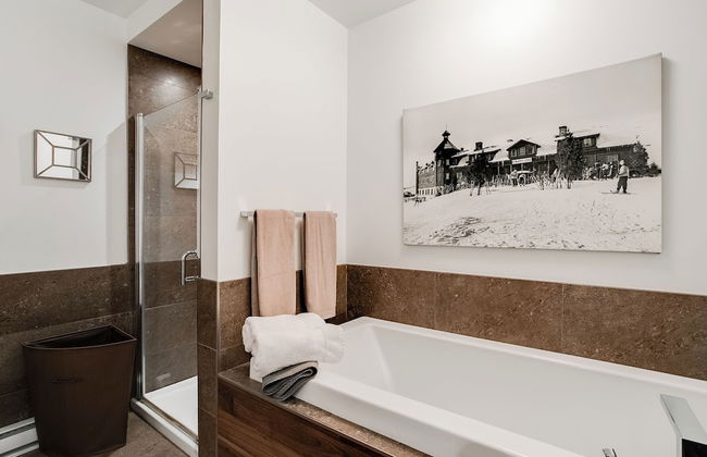 Slopeside Condo - Photo 16