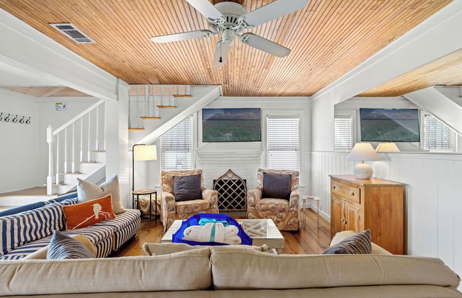 Cute Beach Cottage Steps to the Beach! Panama City Beach, FL! - Foto 16