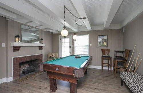 Golf Views, Porch Vibes, 3mi to Broadway! - Foto 44