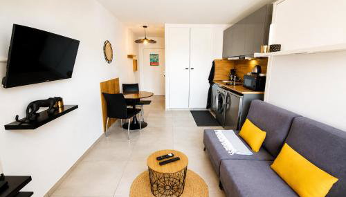 Ginkgo Studio - piscine, proche de la mer, Golf, WIFI - Foto 4, stove
