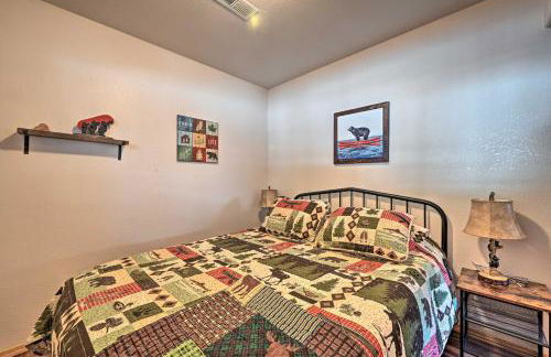 Peaceful Superior Home with Fire Pit and Mtn View - Foto 23