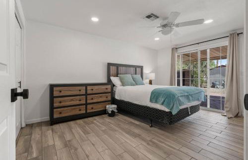 Luxe 4BR 2BTH l Pool & Grill l Central Location l Mountain View l Family Vacation l RV Site - Foto 16