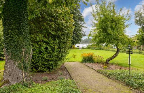 Nelsen mit Ruderboot auf Wassergrundstück - Photo 27