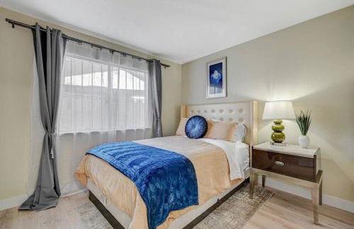 New Poolside Paradise in Vegas with BBQ and Games - Foto 39