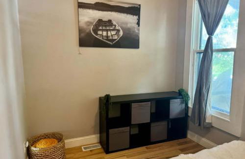 Jungle House Columbus Downtown Free Parking Sleeps 8 - Near Convention Center & Nationwide Arena - 2BR Short North Luxury Home - Over 5,800 Five Star Stays - Foto 25