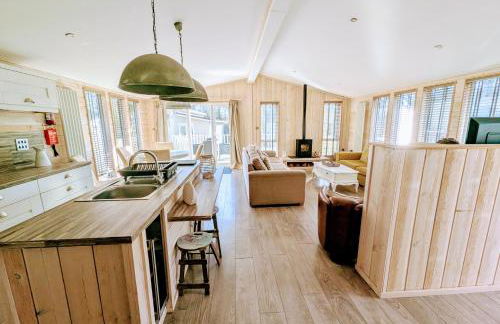 1 or 2 bedroom Hot tub Lodges - Foto 26