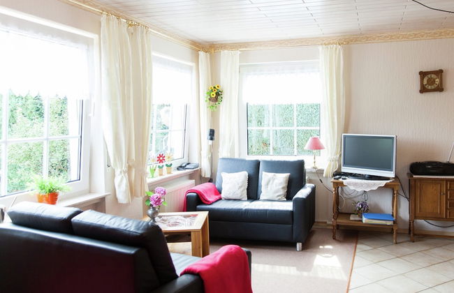 Attractive Apartment in Bettenfeld With Garden - Foto 9