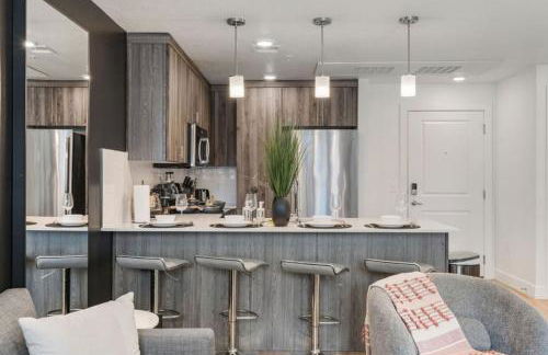 Cozy 1BR w Parking, Near Temple Sq & Delta Ctr - Foto 12