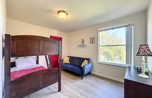 Lovely 3 bed Condo Near Disney Quiet Community - Photo 25