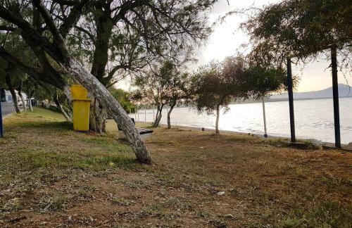 Beachfront House Villa 35min from Athens - Foto 3