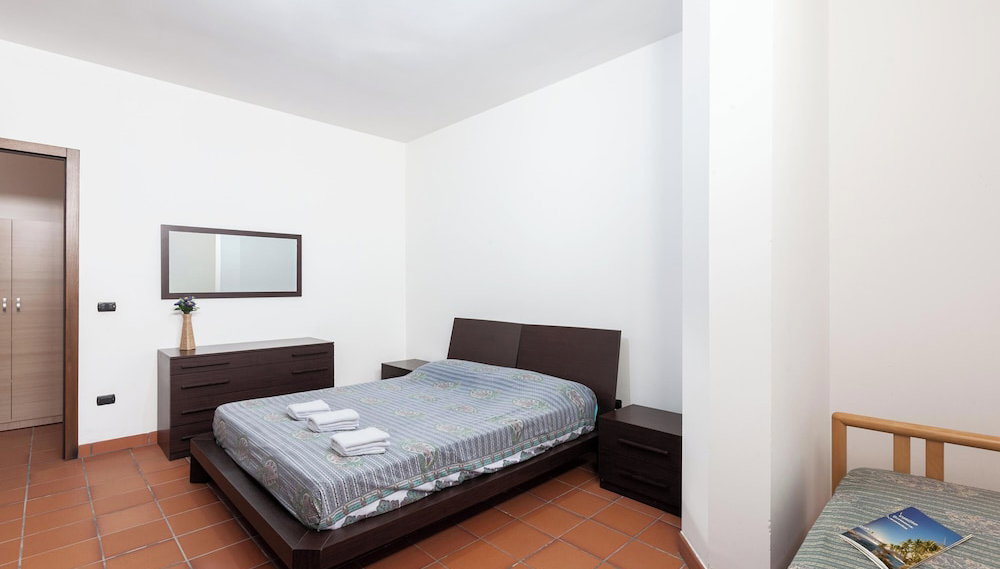 Villa Menhir with pool garden and tennis - Happy Rentals - Foto 1, Habitación