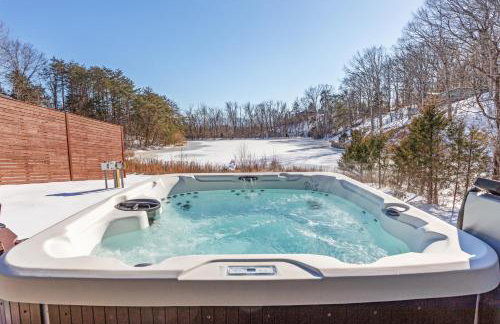 Lake Haus Cabin - Hot Tub, Sauna, Lake View, Wi-Fi - Photo 60