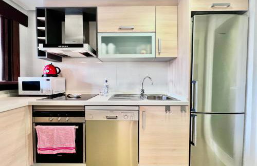 Oasis con piscina y sol - Foto 10