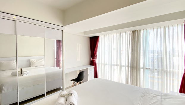 Comfort Stay And Homey 2Br Apartment At H Residence - Foto 4, Habitación