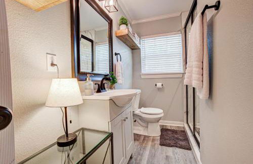 Casablanca Waco 5 mins from Baylor and Magnolia with Hot Tub,Firepit, Pet Friendly - Foto 20