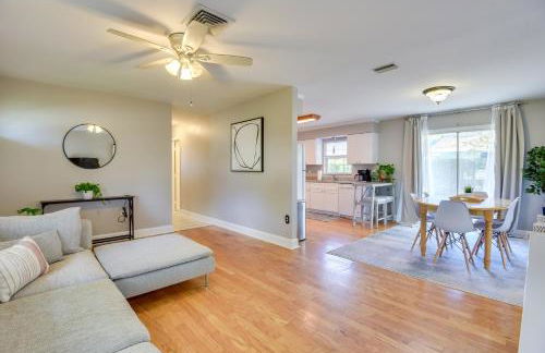 3 Mi to Riverwalk Pet-Friendly Home with Yard! - Foto 6