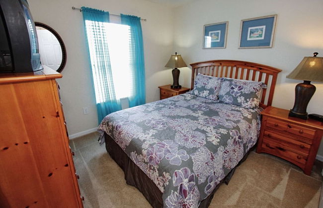 2633 Trafalgar Village - Photo 55