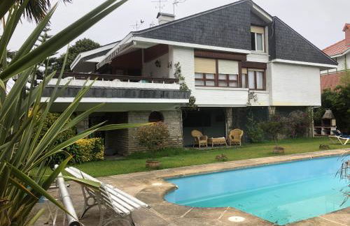 CasaMar Chalet al lado de la playa con piscina privada, jardín y barbacoa, frontón, 6 HABITACIONES - Foto 30