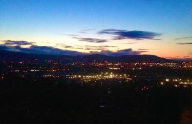 The Heights - quiet detached home - stunning views - Foto 32