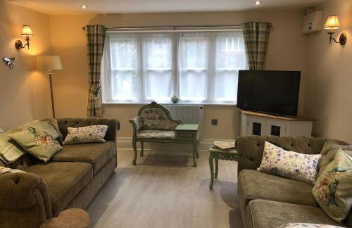 Repton Cottage in the Heart of the Village - Foto 21