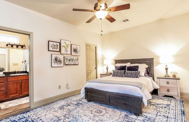 Upstay-2-Home Complex for 18ppl - Photo 9