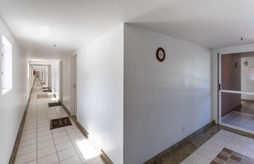 Apartamento com varanda de frente para o MAR - Angra dos Reis - Shopping Piratas - Portaria 24hs - Foto 54